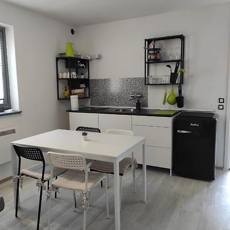 Apartamento Apartma Ziva Hiska 92 Catez ob Savi Exterior foto